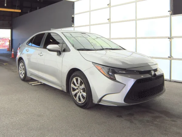 2021 Toyota Corolla LE Sedan