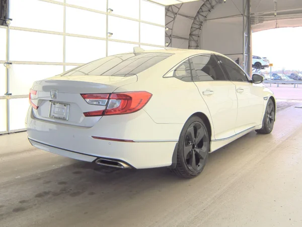 2018 Honda Accord Sedan Touring 2.0T