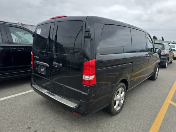 2018 Mercedes-Benz Metris Passenger Van 126.0" WB