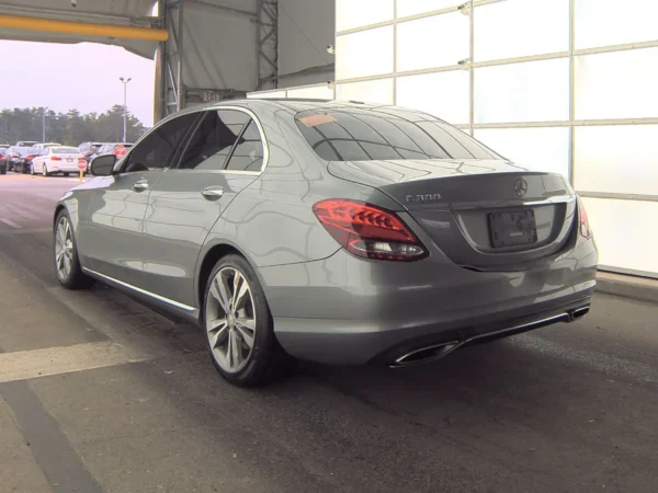 2015 Mercedes-Benz C 300 Sedan