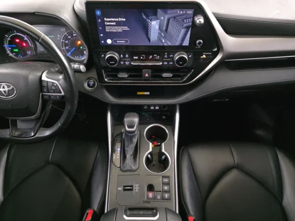 2023 Toyota Highlander Hybrid XLE